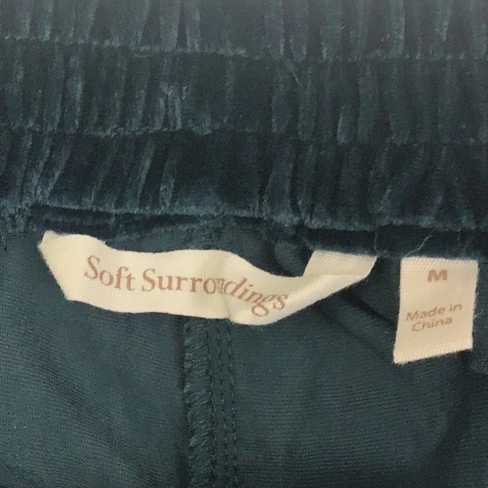 Soft Surroundings Emerald Green Velvet Cargo Utility Pull on Pants Size Medium